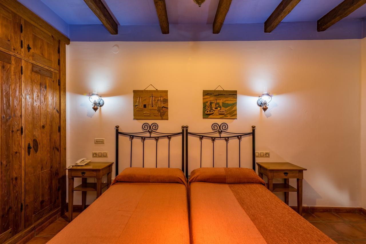 Hotel Rural Almazara